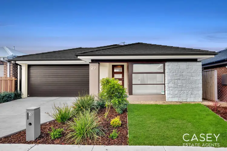 27 Spectrum Crescent, Clyde North VIC 3978