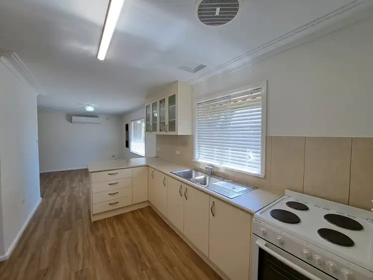 Fourth view of Homely house listing, 427 English Avenue, Lavington NSW 2641