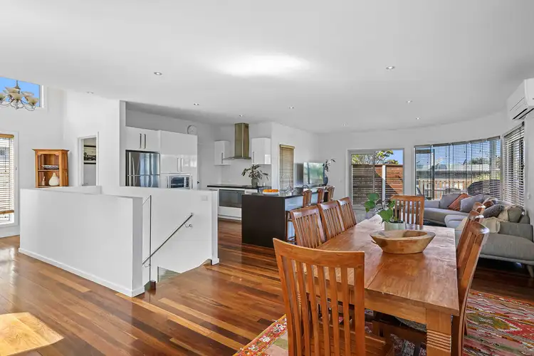 9B Seaview Drive, Apollo Bay VIC 3233