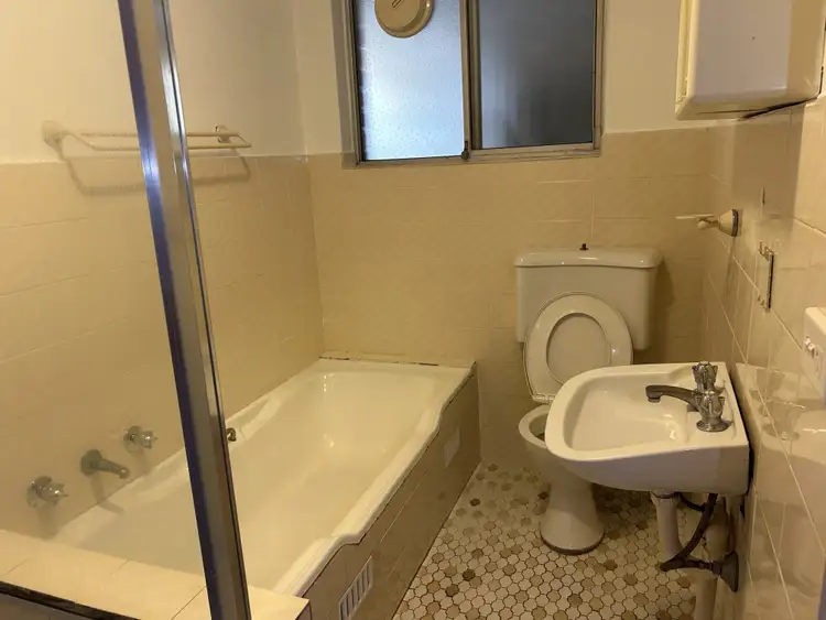 Fifth view of Homely apartment listing, 1/73 Yangoora Road, Lakemba NSW 2195