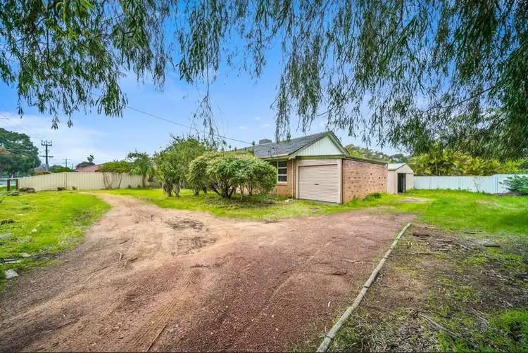 15 Corfield Street, Gosnells WA 6110