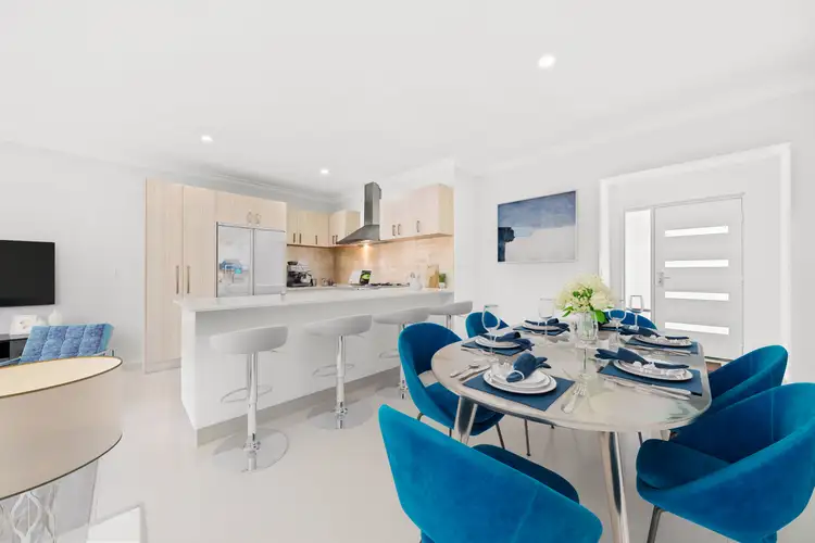 20C Amberley Way