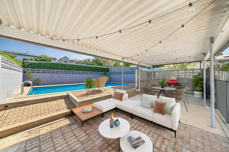 45 Connaught Street, Sandgate QLD 4017