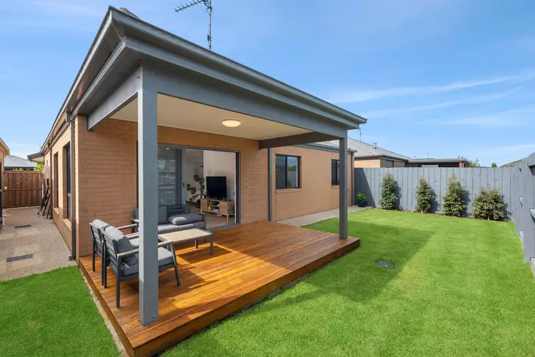 54 Iris Loop, Armstrong Creek VIC 3217