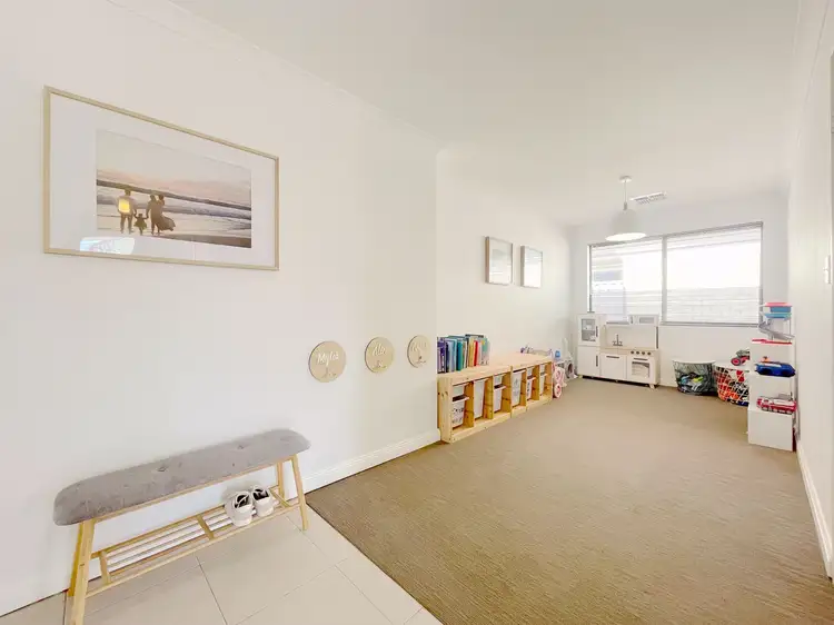 Fifth view of Homely house listing, 4 Essen Link, Piara Waters WA 6112