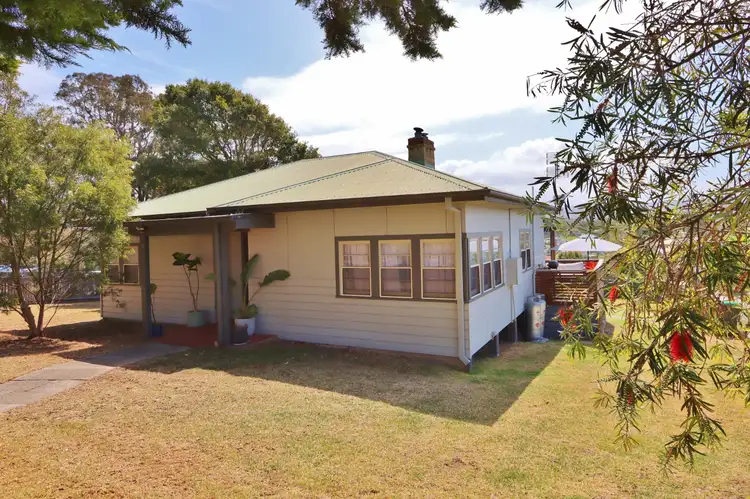 27 Mitchell Street