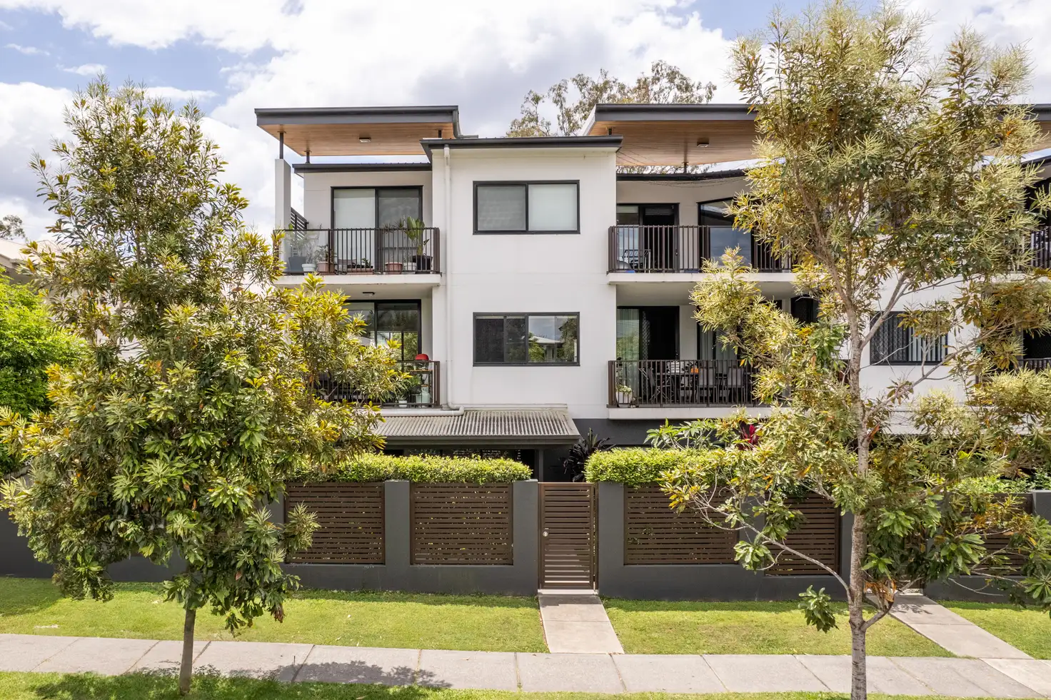 Main view of Homely unit listing, 3/21 Yeronga Street, Yeronga QLD 4104