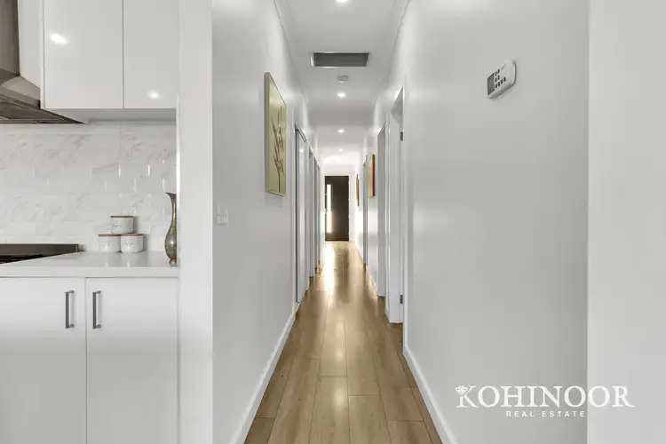 Fourth view of Homely house listing, 18 Eremophila Circuit, Craigieburn VIC 3064