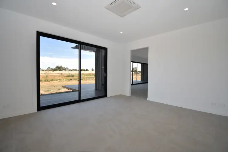 Fourth view of Homely house listing, 8 LEONARD COURT, Beechworth VIC 3747