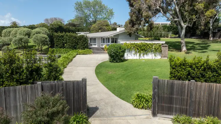 4 Merrylands Avenue