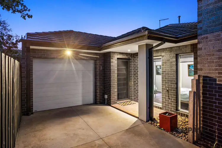 Main view of Homely unit listing, 3/33 Mulga Street, Altona VIC 3018
