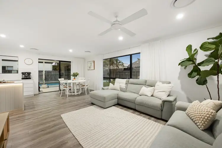 2 Antilles Street, Parrearra QLD 4575