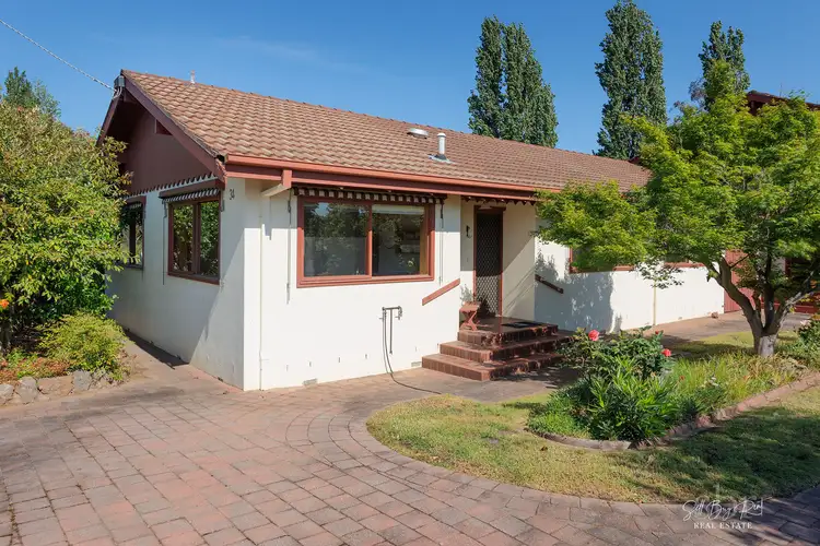 Main view of Homely unit listing, 1/34 HUON CREEK ROAD, Wodonga VIC 3690