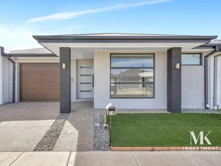 10 Viola Drive, Donnybrook VIC 3064