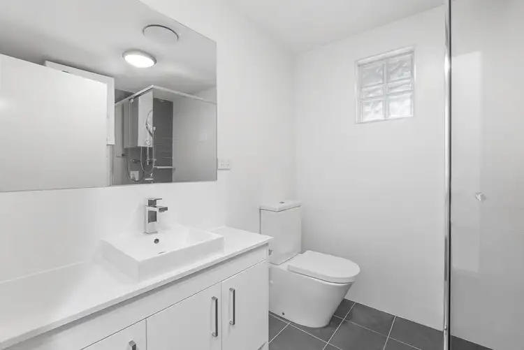 Fourth view of Homely unit listing, 2/8 Kyabra Street, Newstead QLD 4006