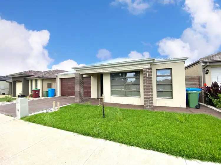 Second view of Homely house listing, 10 Leafy Circuit, Cranbourne East VIC 3977