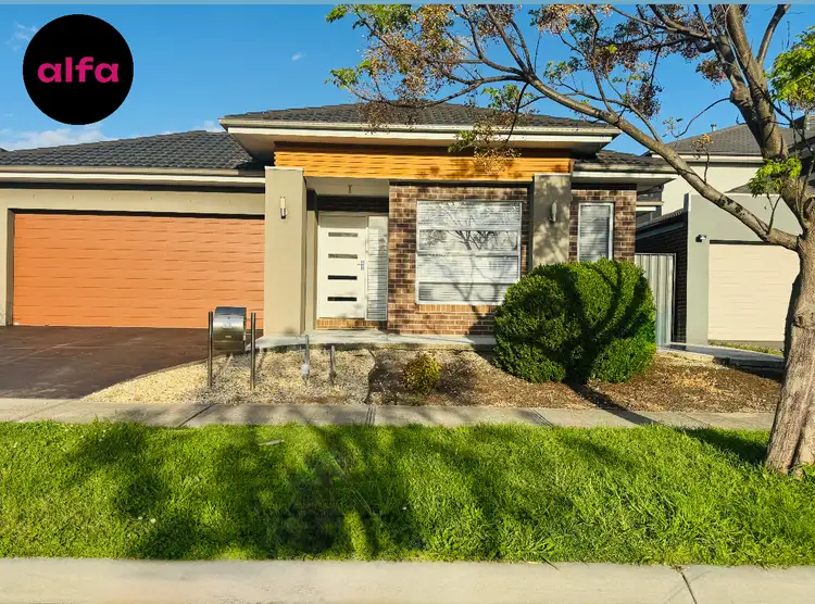 43 Calibre Circuit, Clyde North VIC 3978