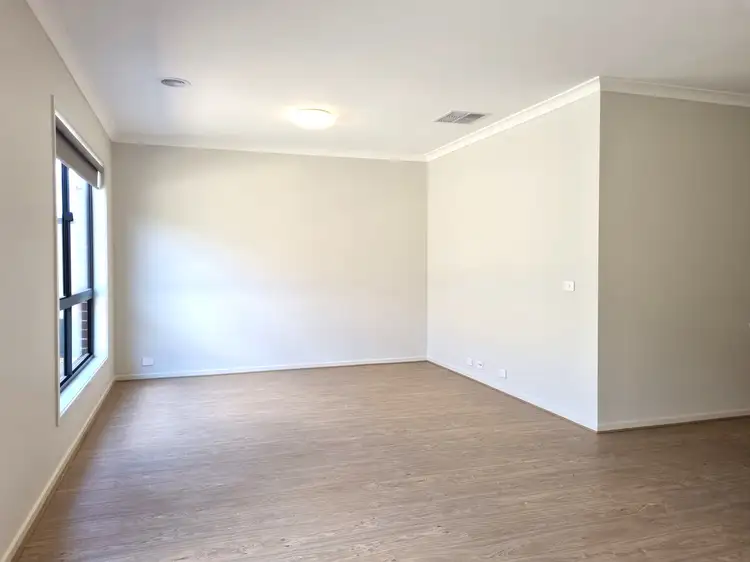 Fifth view of Homely house listing, 21 Gelantipy Drive, Truganina VIC 3029
