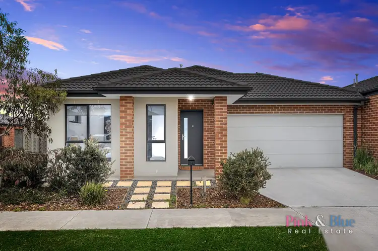 3 Akram Way, Rockbank VIC 3335