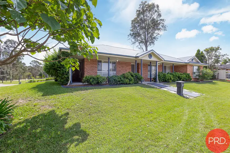 17 Drysdale Crescent, Metford NSW 2323