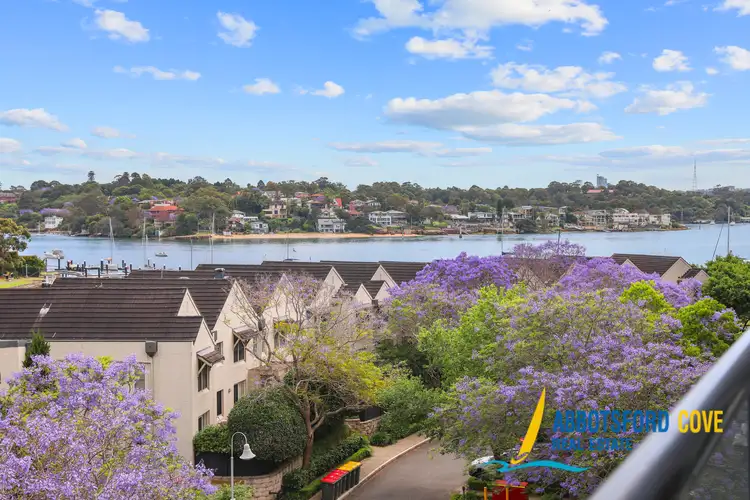 1 Harbourview Crescent
