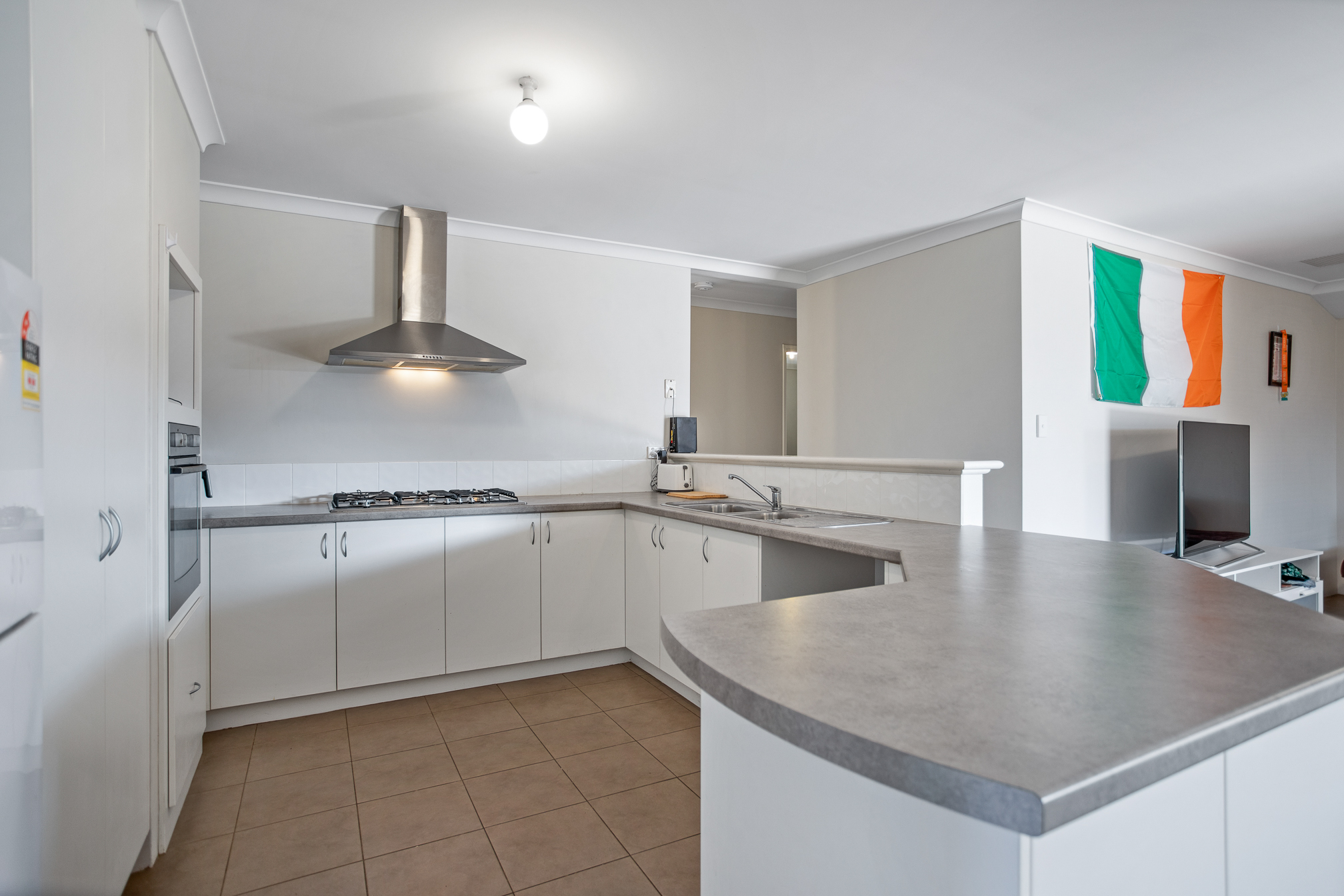 Sixth view of Homely villa listing, u1/154 Gibbs Street, East Cannington WA 6107