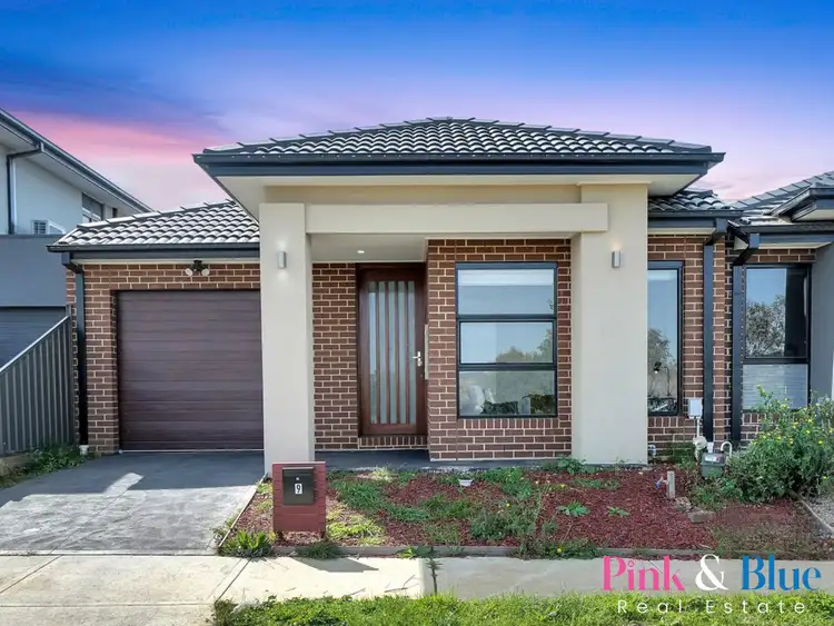 9 Hemingway Drive, Rockbank VIC 3335