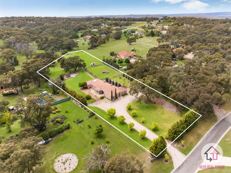2 Arno Court, Hidden Valley VIC 3756