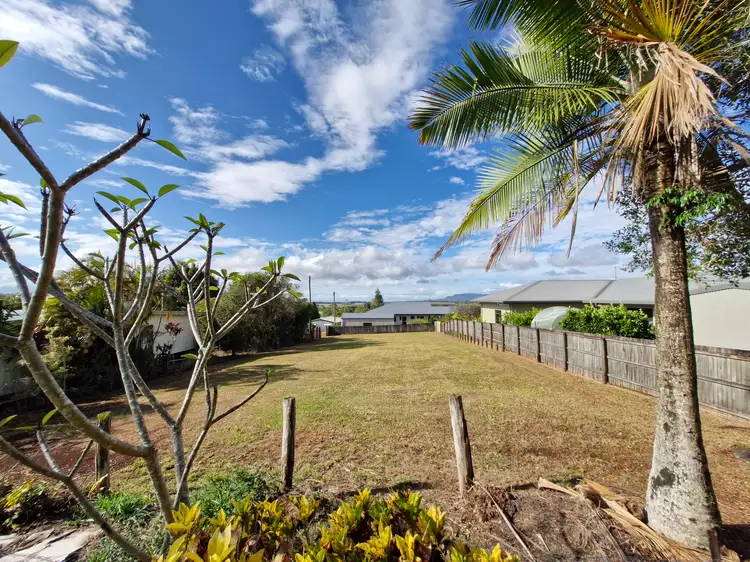 11 Montgomery Close, Atherton QLD 4883