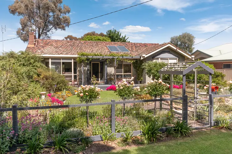 37 Playne Street, Heathcote VIC 3523