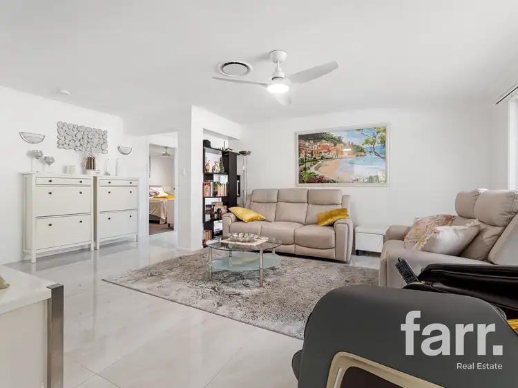 Sixth view of Homely house listing, 2 Deal Cove, Arundel QLD 4214