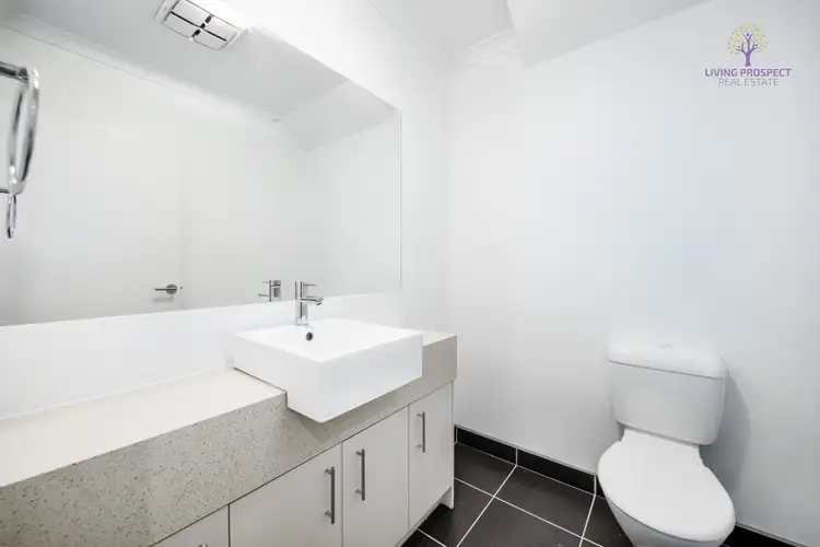 Fifth view of Homely townhouse listing, 2/24 Findon Court, Point Cook VIC 3030