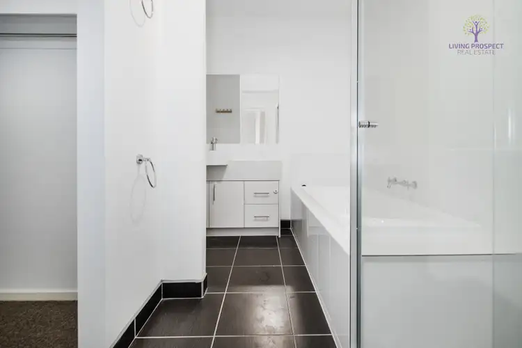 Sixth view of Homely townhouse listing, 2/24 Findon Court, Point Cook VIC 3030