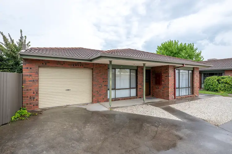 2/7 Smith Street, Horsham VIC 3400