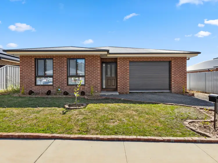 9 CALE AVENUE, Seymour VIC 3660