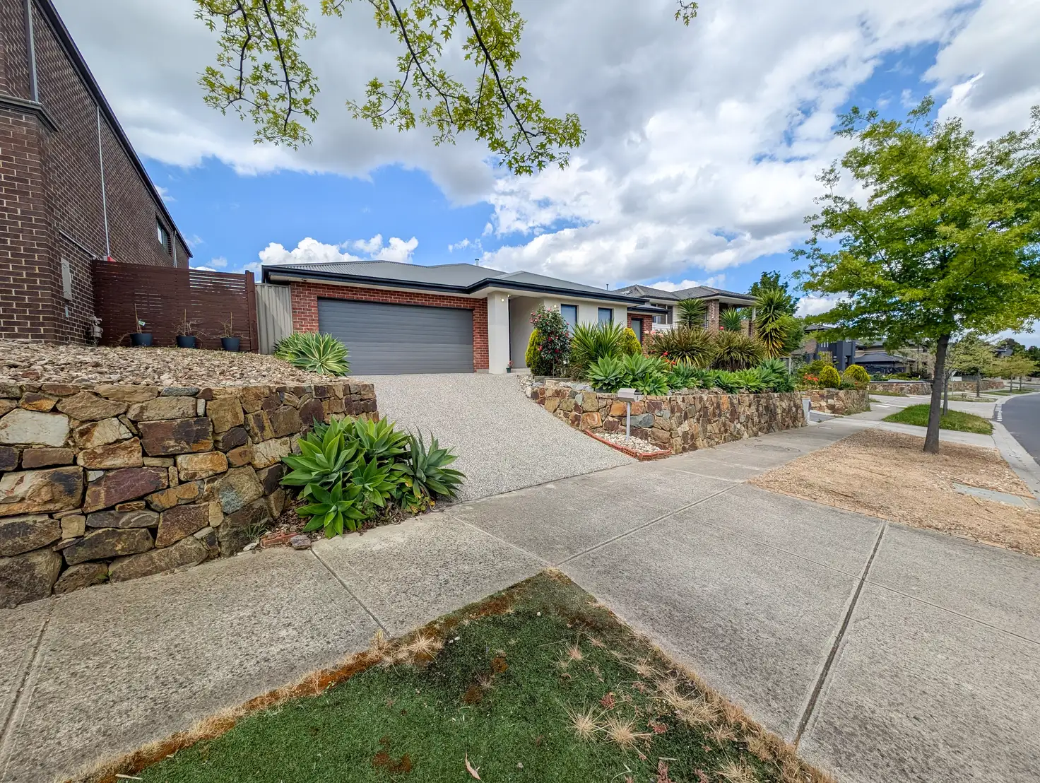 Main view of Homely house listing, 5 Palisades Boulevard, South Morang VIC 3752