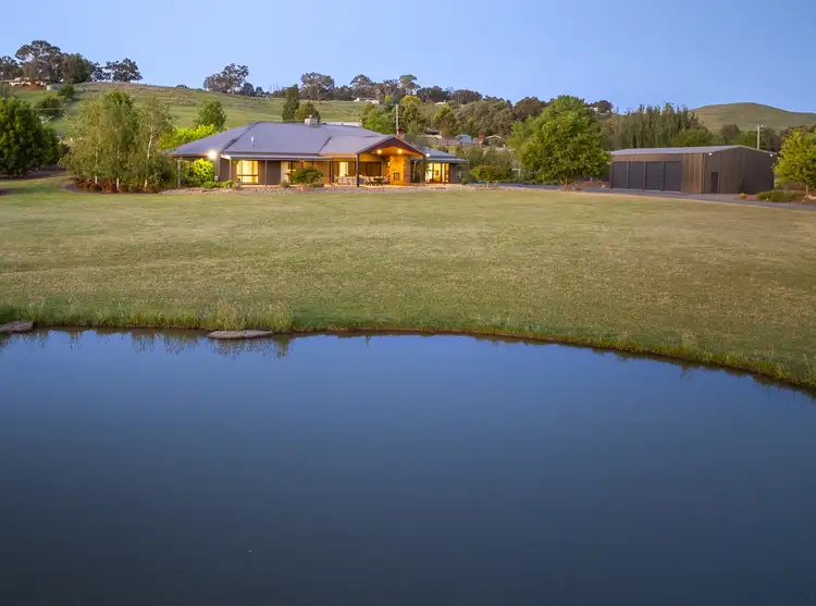 98 Mt Battery Road, Mansfield VIC 3722