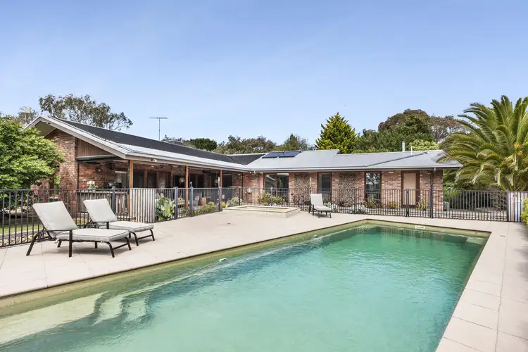 215 Rhinds Road, Wallington VIC 3222