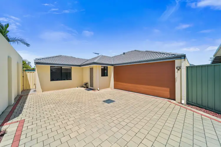9B Churchdown Street, Thornlie WA 6108
