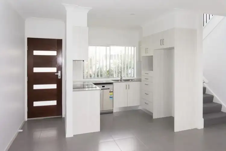 Second view of Homely townhouse listing, 20/20 Careel Close, Helensvale QLD 4212