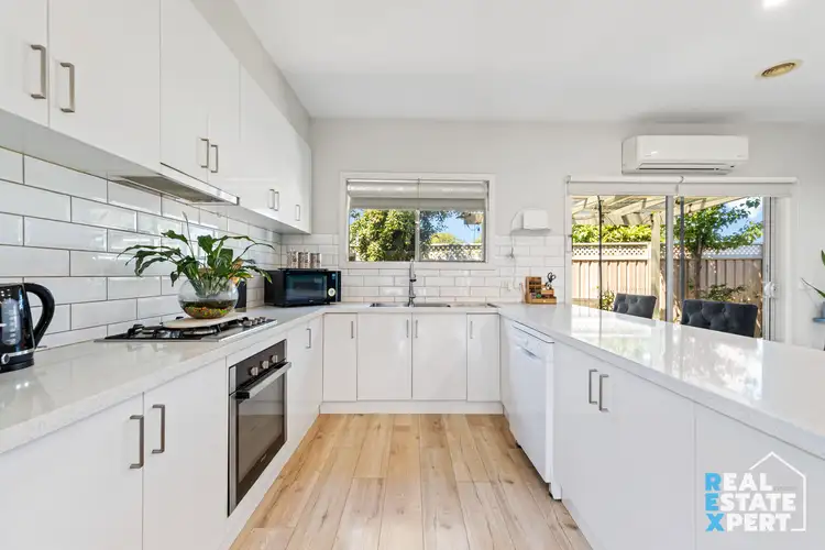 Fourth view of Homely unit listing, 2/50 Ivan Crescent, Hampton Park VIC 3976