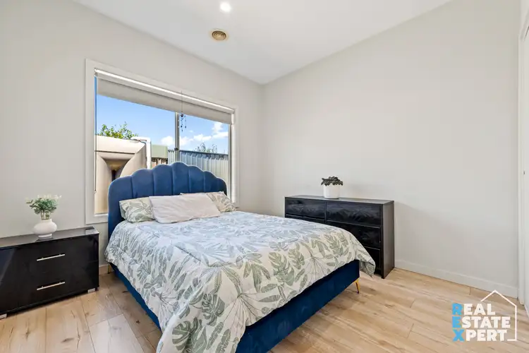 Sixth view of Homely unit listing, 2/50 Ivan Crescent, Hampton Park VIC 3976