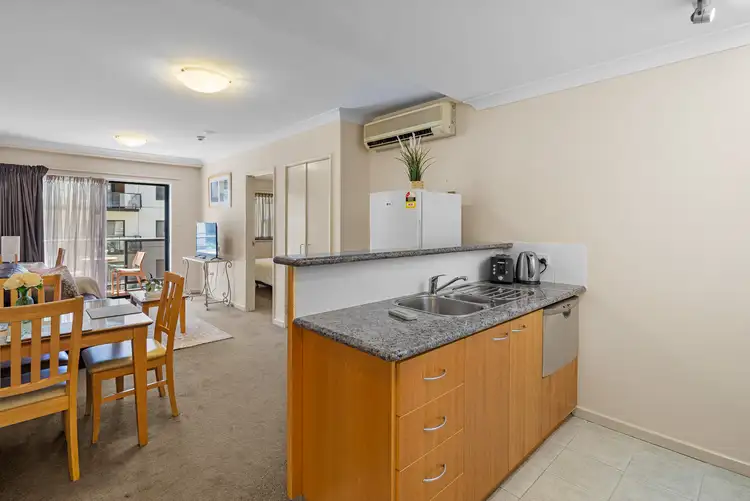 304/126-128 Mounts Bay Road, Perth WA 6000