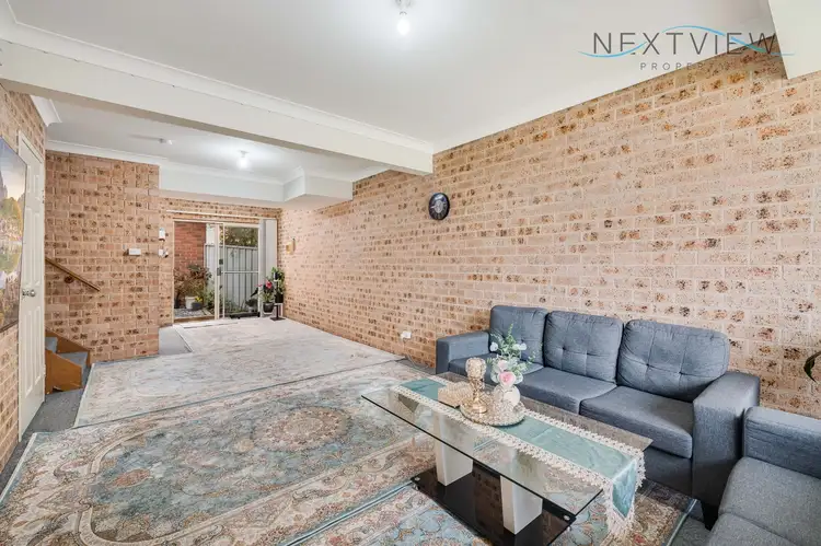 2/166 Broadmeadow Road, Broadmeadow NSW 2292