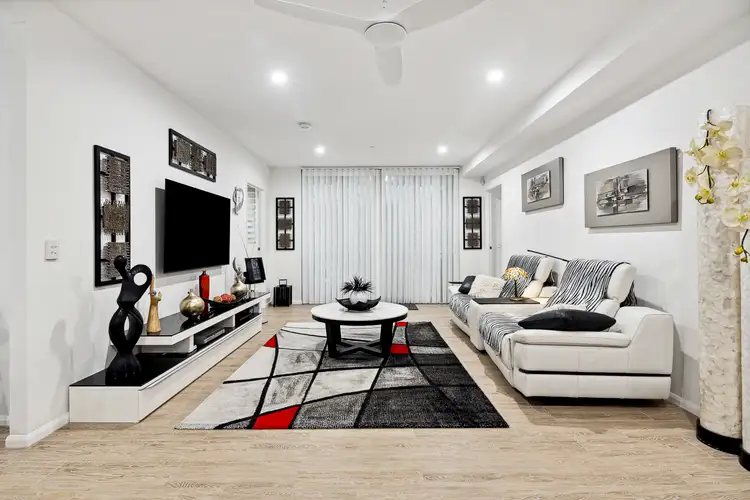 5331 Harbourview Drive