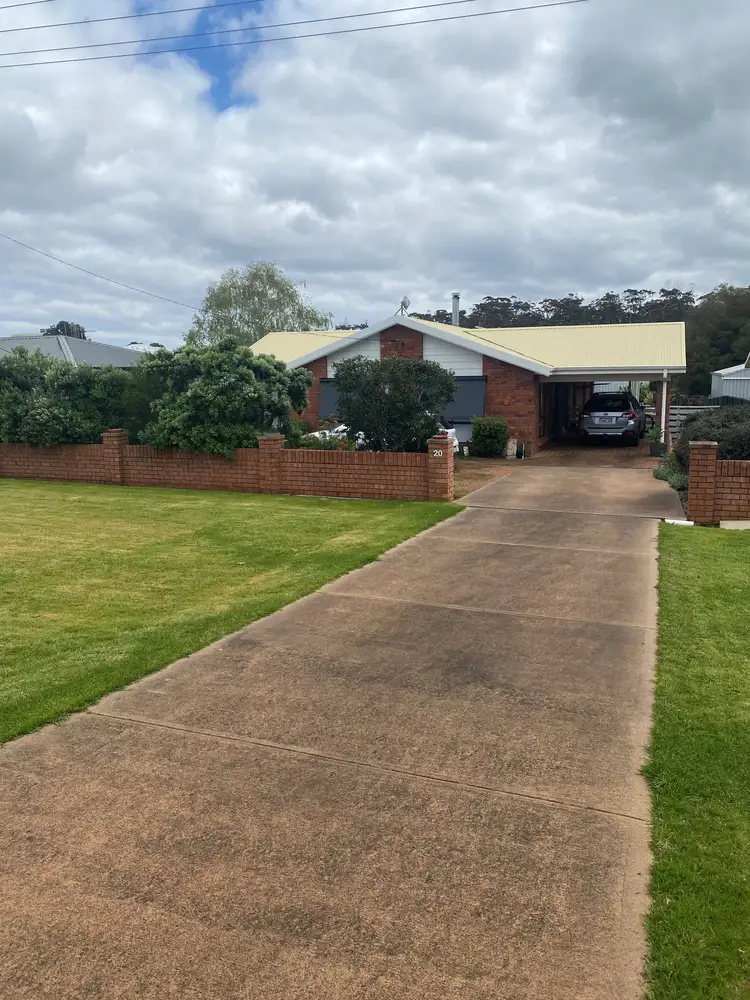 20 Latham Avenue, Walpole WA 6398