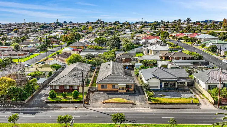 Second view of Homely flat listing, 1-4/102 Jubilee Highway West, Mount Gambier SA 5290