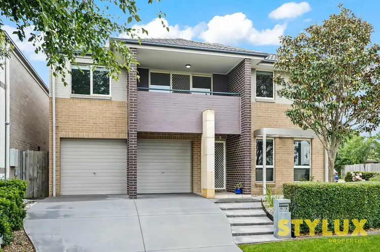52 Greenfield Crescent, Elderslie NSW 2570