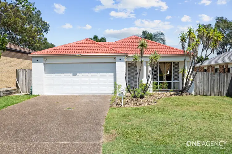 17 Chelsea Place, Forest Lake QLD 4078
