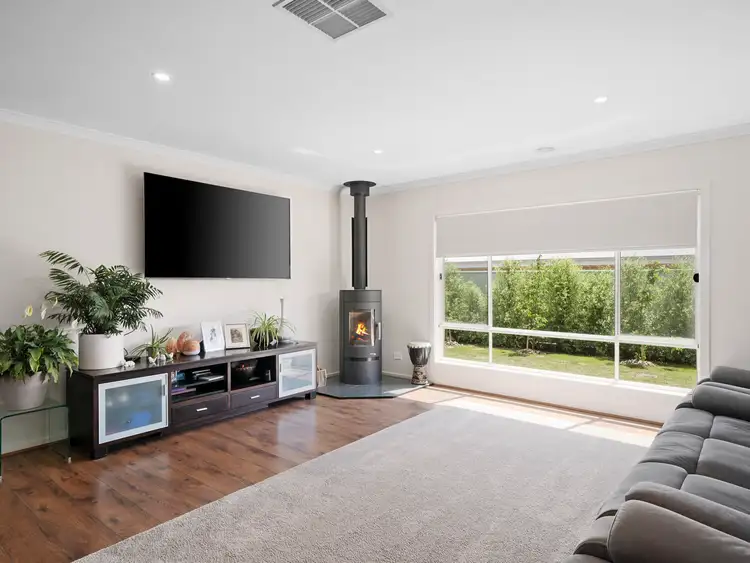 Fourth view of Homely house listing, 6 Hill Court, Mansfield VIC 3722